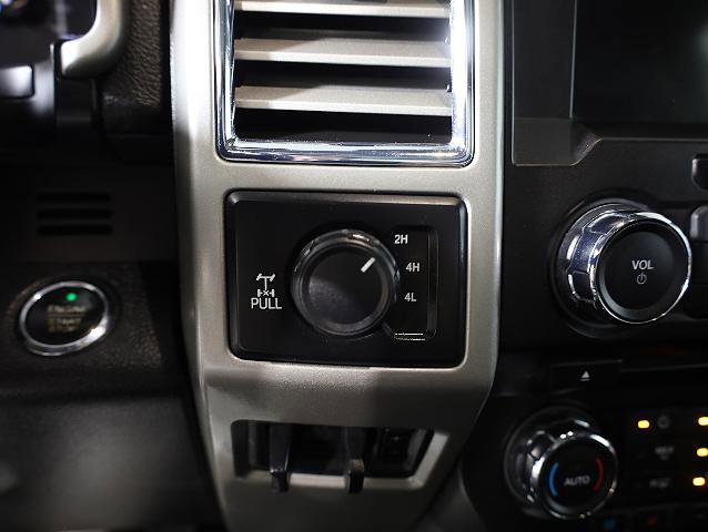 Certified 2017 Ford F250 Lariat w/ Lariat Ultimate Package AWD/4WD image 19