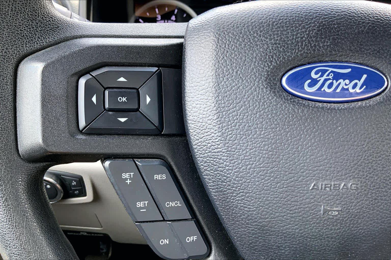 Certified 2021 Ford F250 XLT w/ XLT Premium Package AWD/4WD image 24
