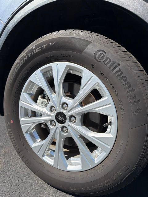 Certified 2023 Ford Escape Active w/ Tech Pack #1 AWD/4WD image 10
