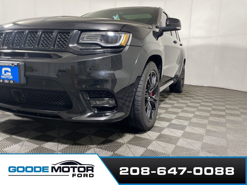 Used 2017 Jeep Grand Cherokee SRT w/ Trailer Tow Group IV AWD/4WD image 26