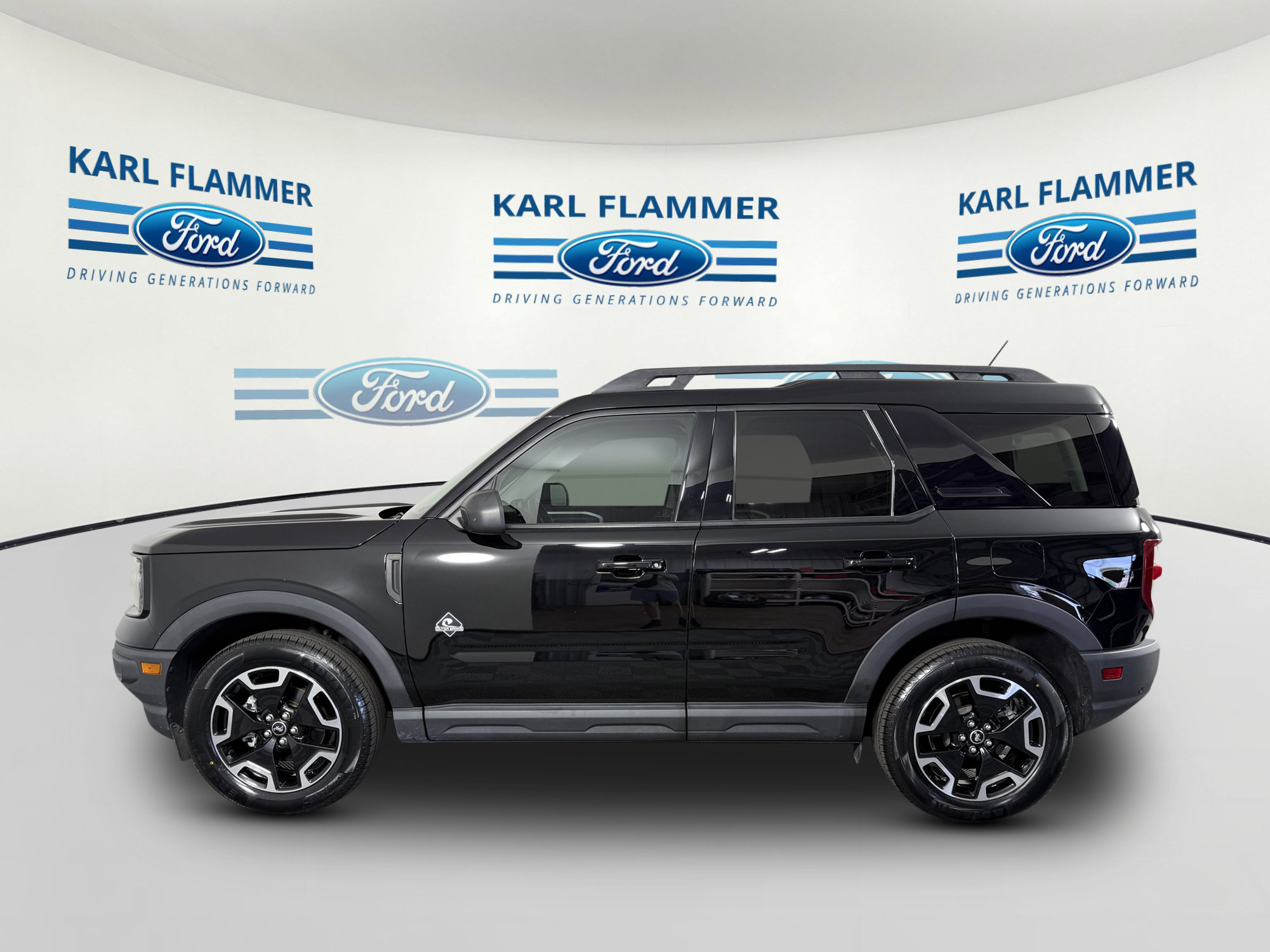 Certified 2023 Ford Bronco Sport Outer Banks AWD/4WD image 5