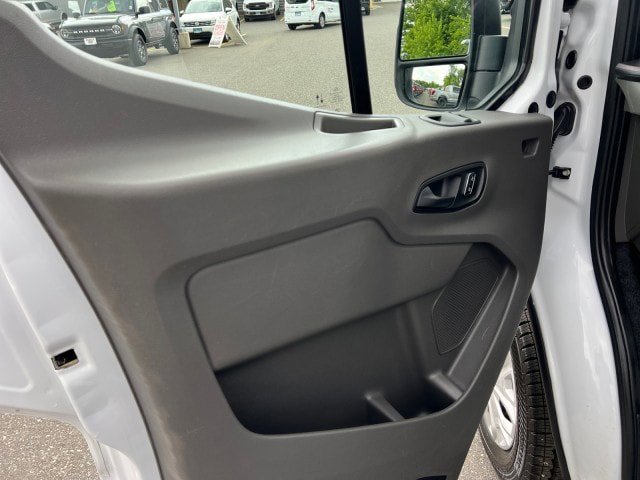 Certified 2025 Ford Transit 250 Low Roof w/ Exterior Upgrade Package RWD image 10