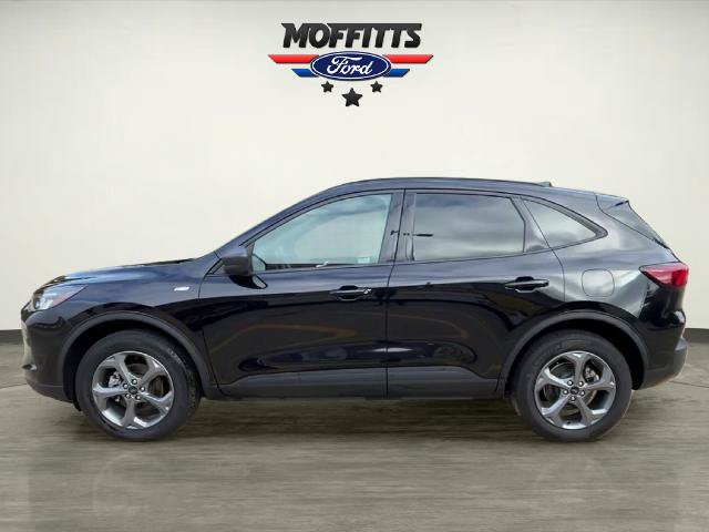 Certified 2025 Ford Escape ST-Line AWD/4WD image 2