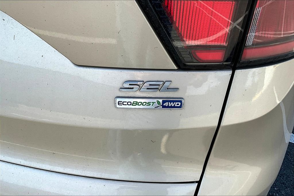 Certified 2018 Ford Escape SEL AWD/4WD image 22