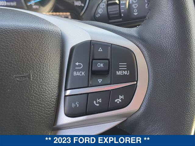 Certified 2023 Ford Explorer XLT w/ Equipment Group 202A RWD image 15