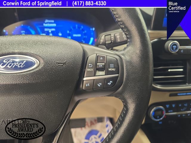 Certified 2020 Ford Escape Titanium image 31
