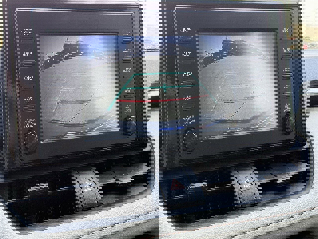 Used 2019 Toyota RAV4 XLE w/ Convenience Package image 18