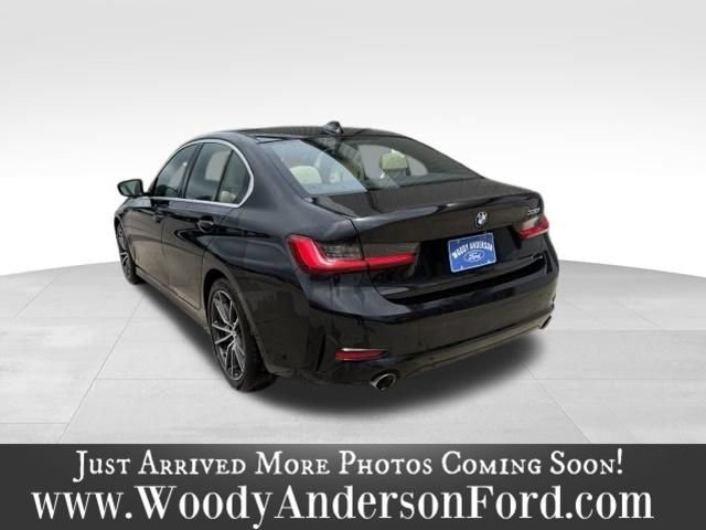 Used 2021 BMW 330i Sedan RWD image 4