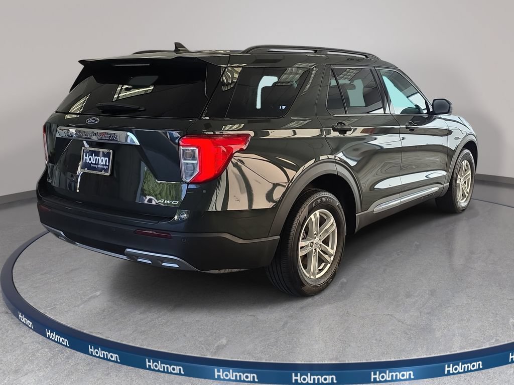 Certified 2023 Ford Explorer XLT w/ Equipment Group 202A AWD/4WD image 5