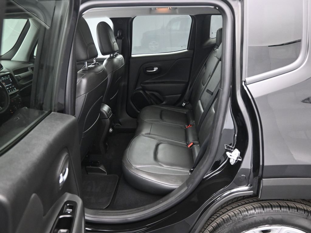 Used 2020 Jeep Renegade Limited w/ UConnect 8.4 Nav Group image 19