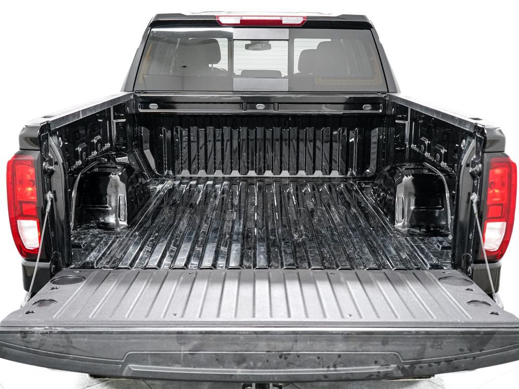 Used 2025 GMC Sierra 1500 Elevation w/ Preferred Package AWD/4WD image 14