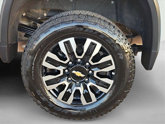Used 2021 Chevrolet Silverado 3500 LTZ w/ LTZ Texas Edition AWD/4WD image 19