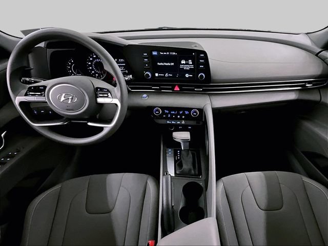Used 2023 Hyundai Elantra SEL FWD image 14