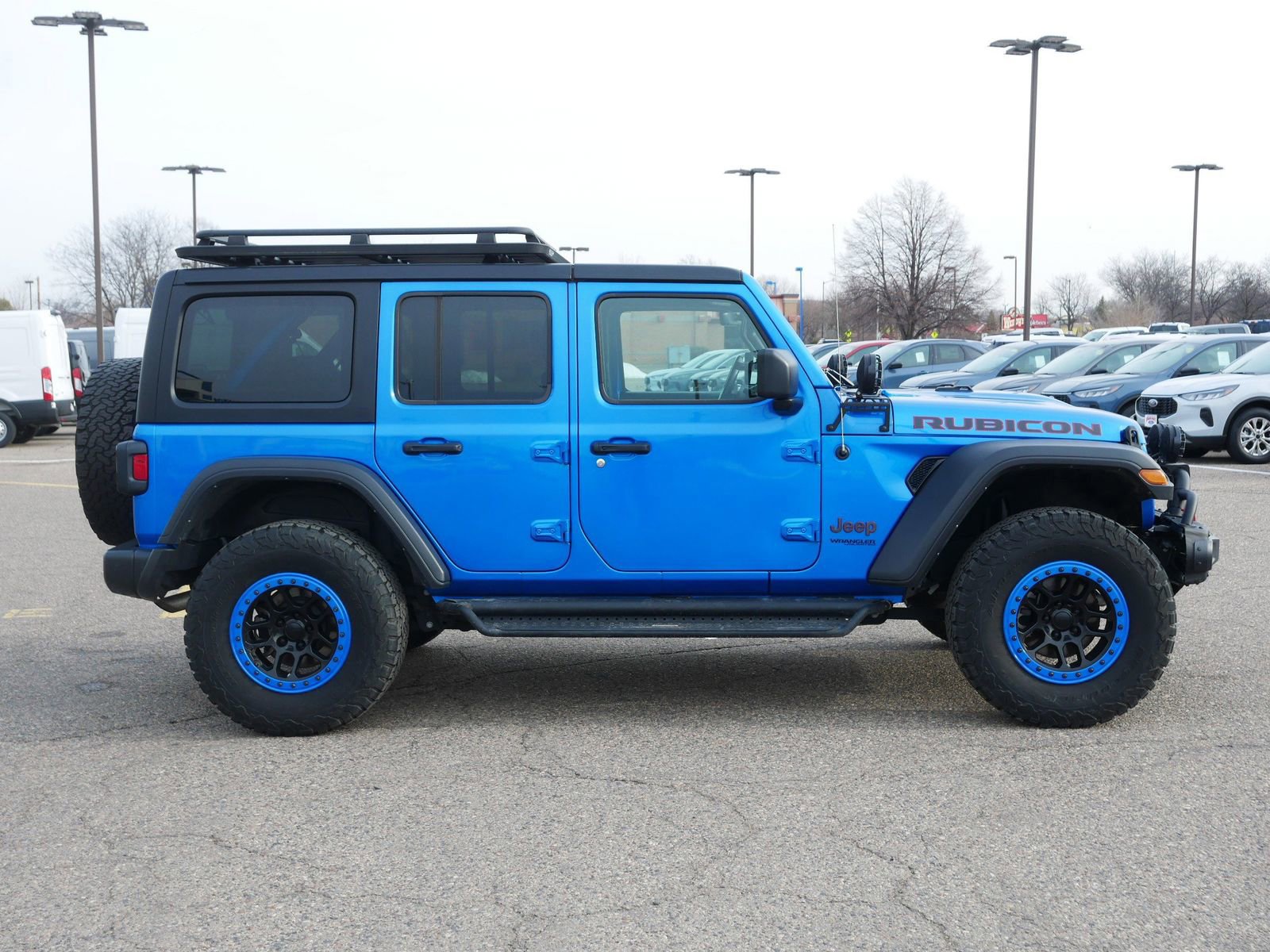 Used 2022 Jeep Wrangler Unlimited Rubicon w/ Cold Weather Group AWD/4WD image 2