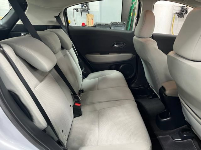Used 2022 Honda HR-V LX image 38
