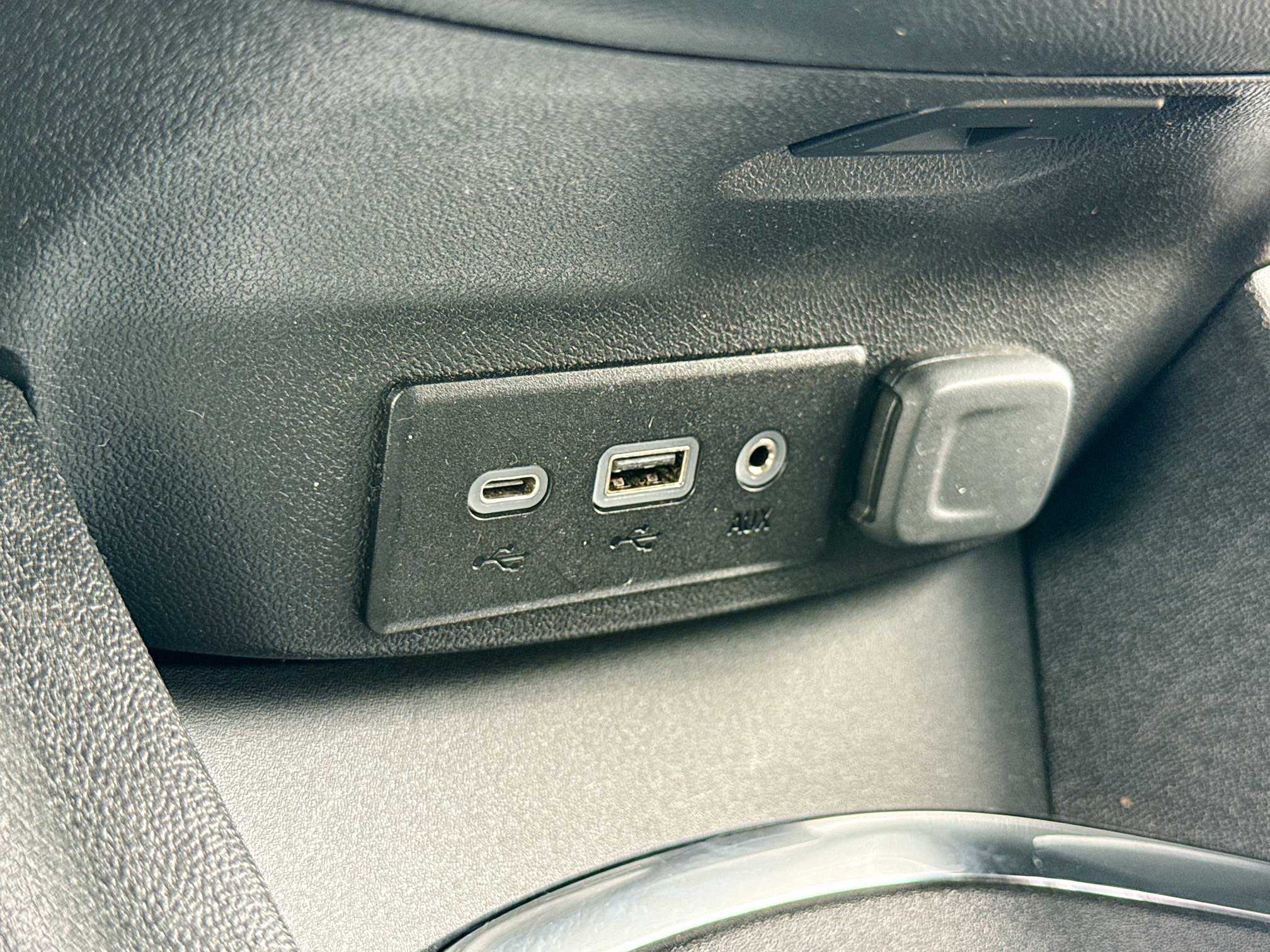 Used 2023 Chevrolet Malibu LT FWD image 11