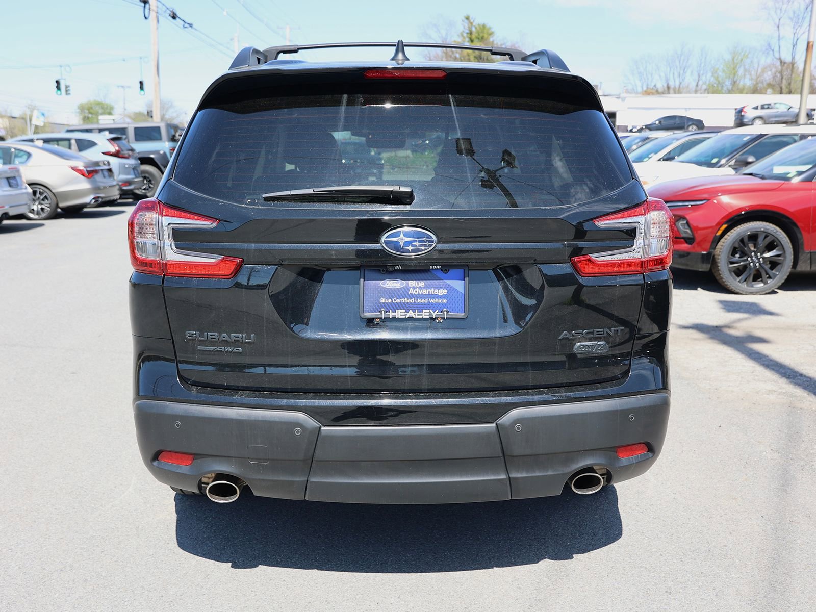 Used 2023 Subaru Ascent Onyx Edition image 6