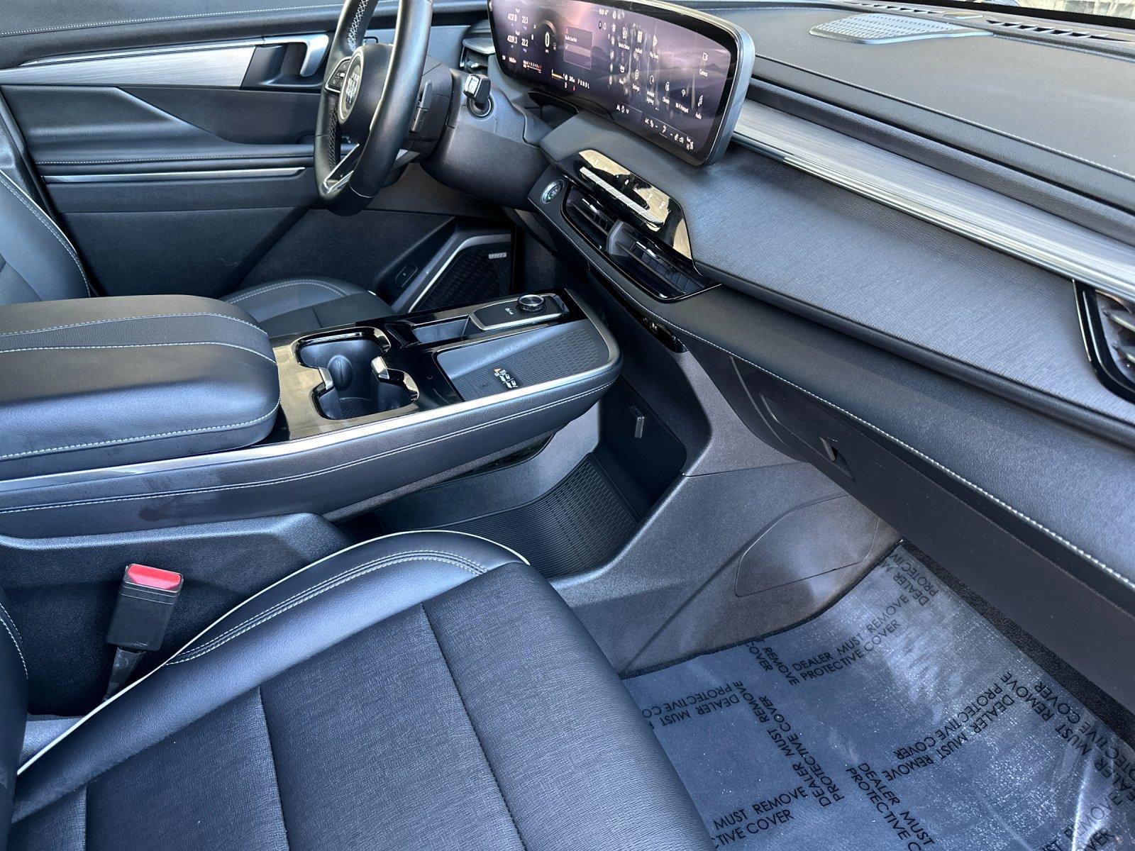 Used 2025 Buick Enclave Preferred image 17