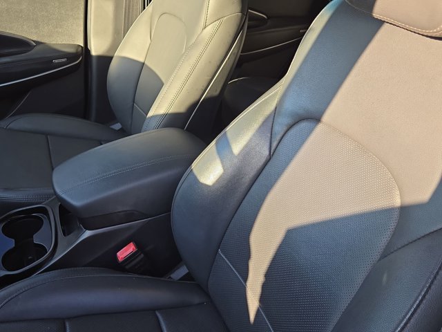Used 2018 Hyundai Santa Fe Sport FWD image 15