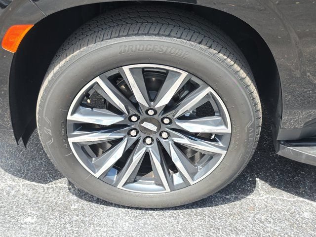 Used 2023 Cadillac Escalade ESV Sport AWD/4WD image 11