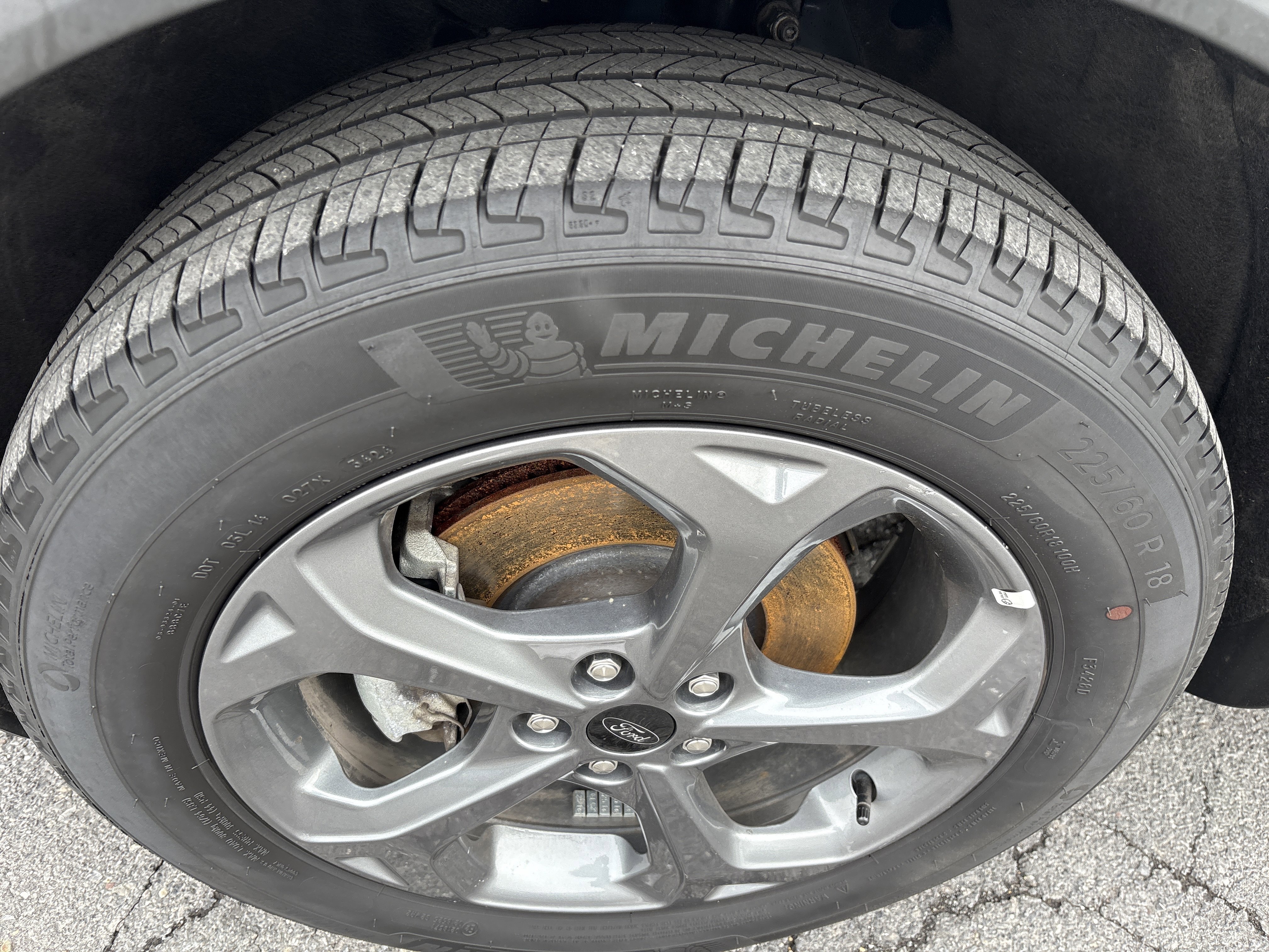 Certified 2025 Ford Escape ST-Line AWD/4WD image 13
