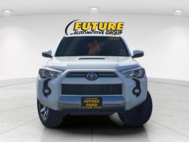 Used 2022 Toyota 4Runner TRD Off-Road Premium AWD/4WD image 2
