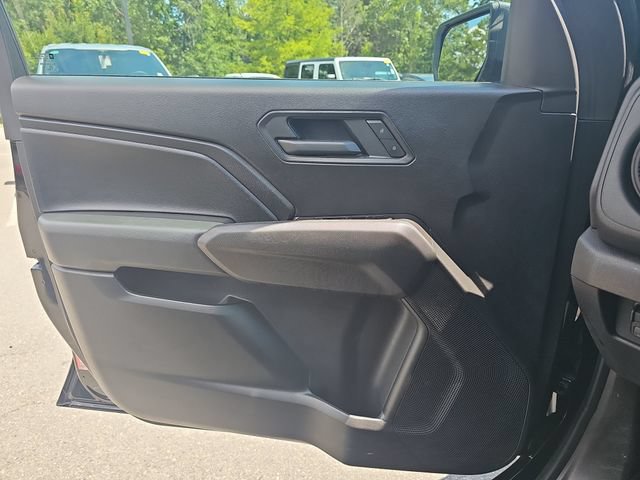 Used 2025 Chevrolet Colorado Trail Boss AWD/4WD image 25