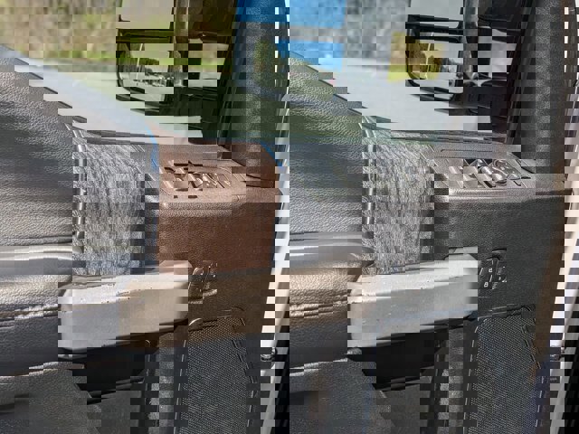 Certified 2019 Ford F350 Lariat w/ Lariat Ultimate Package image 14