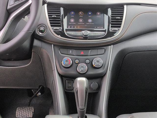 Used 2020 Chevrolet Trax LT w/ Sun & Sound Package image 14