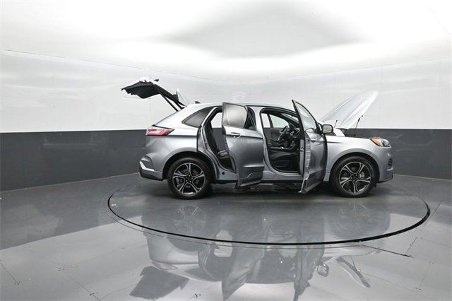 Certified 2020 Ford Edge ST image 43