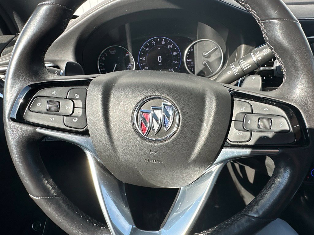 Used 2022 Buick Enclave Avenir w/ Avenir Technology Package AWD/4WD image 40