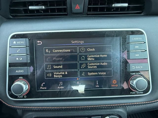 Used 2020 Nissan Kicks SR w/ SR Premium Package FWD image 28