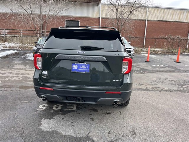 Certified 2023 Ford Explorer XLT w/ Equipment Group 202A image 4