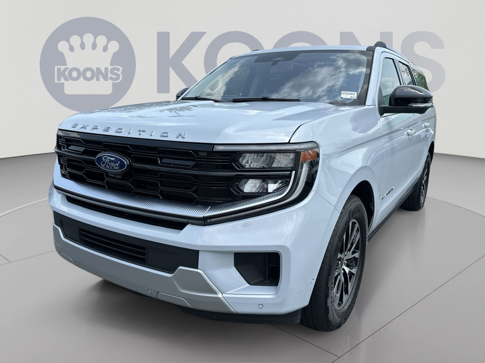 Certified 2025 Ford Expedition Max Platinum AWD/4WD image 5
