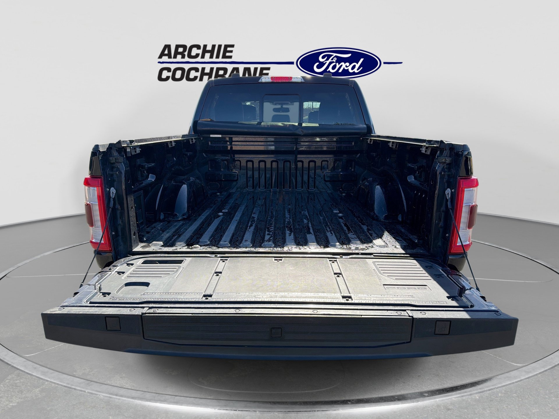 Certified 2023 Ford F150 Lariat w/ Max Trailer Tow Package AWD/4WD image 19