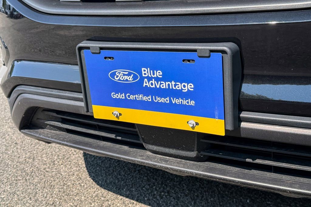 Certified 2022 Ford Edge SEL w/ Sport Appearance Package AWD/4WD image 9