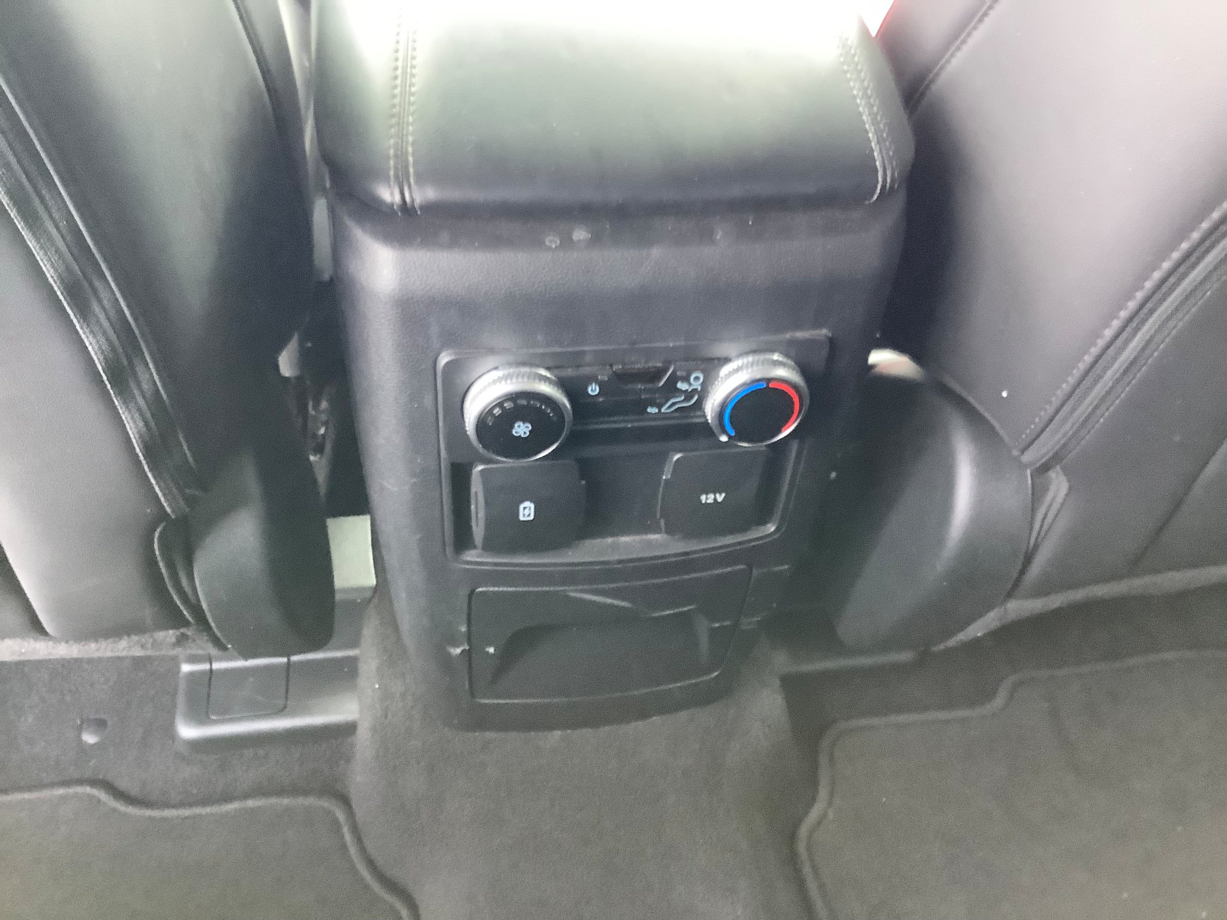 Certified 2024 Ford Explorer XLT w/ Equipment Group 202A AWD/4WD image 12