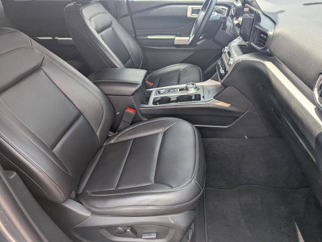Certified 2023 Ford Explorer XLT w/ Equipment Group 202A AWD/4WD image 32
