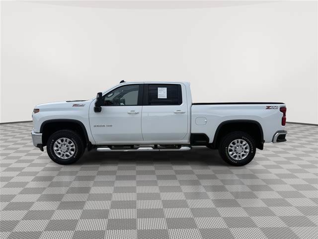 Used 2020 Chevrolet Silverado 2500 LT w/ All Star Edition AWD/4WD image 4