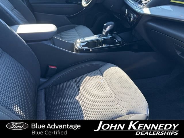 Used 2024 Chevrolet Trax LT w/ Driver Confidence Package image 37