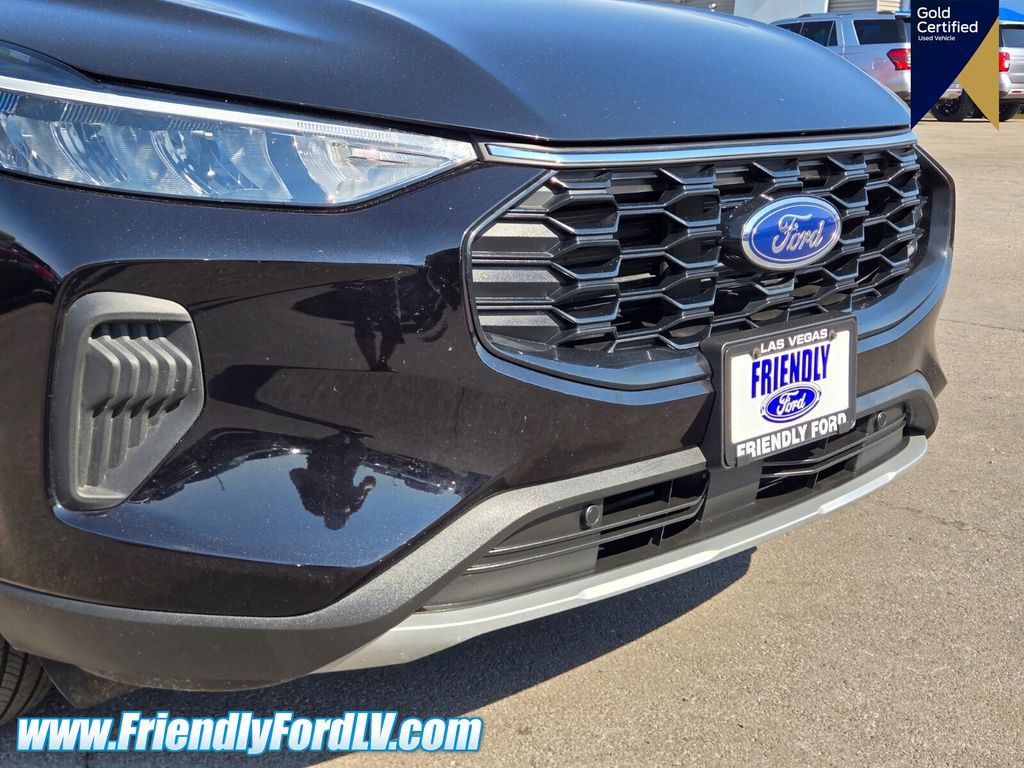 Certified 2025 Ford Escape ST-Line FWD image 2