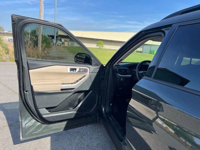 Certified 2023 Ford Explorer XLT image 19