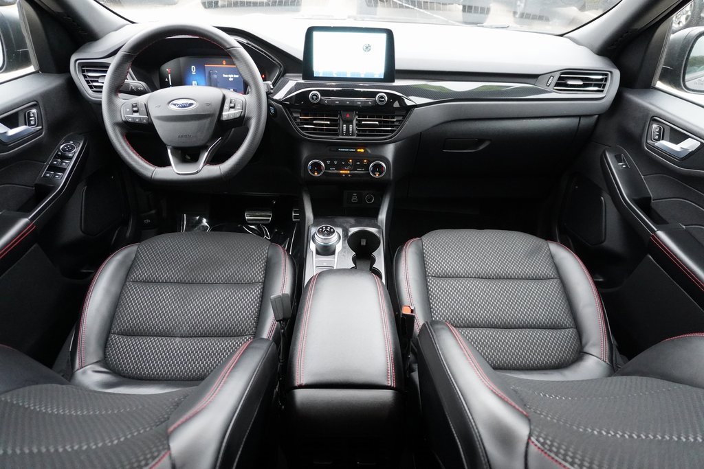 Certified 2024 Ford Escape ST-Line w/ Equipment Group 301A image 15