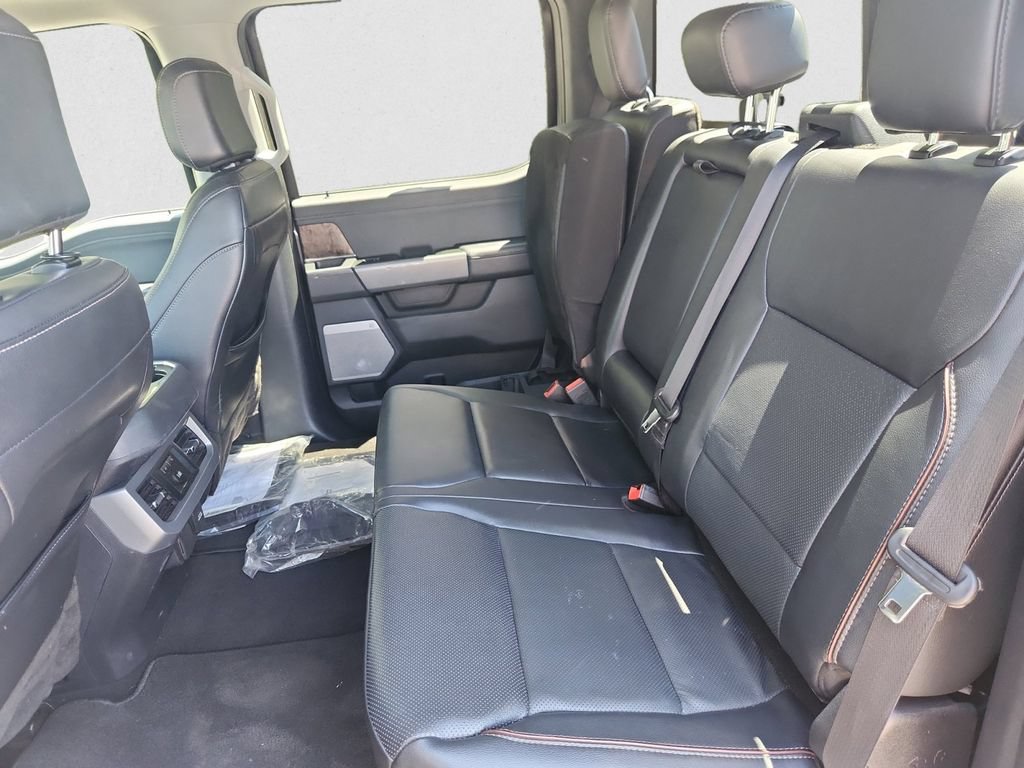 Certified 2023 Ford F450 Lariat w/ Camper Package AWD/4WD image 13