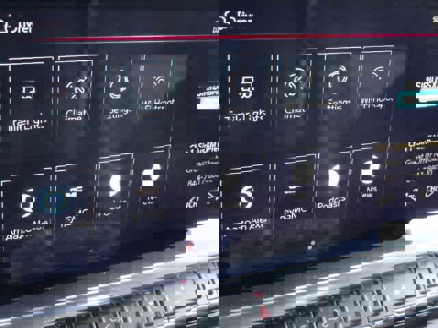 Used 2024 GMC Sierra 1500 SLT image 30