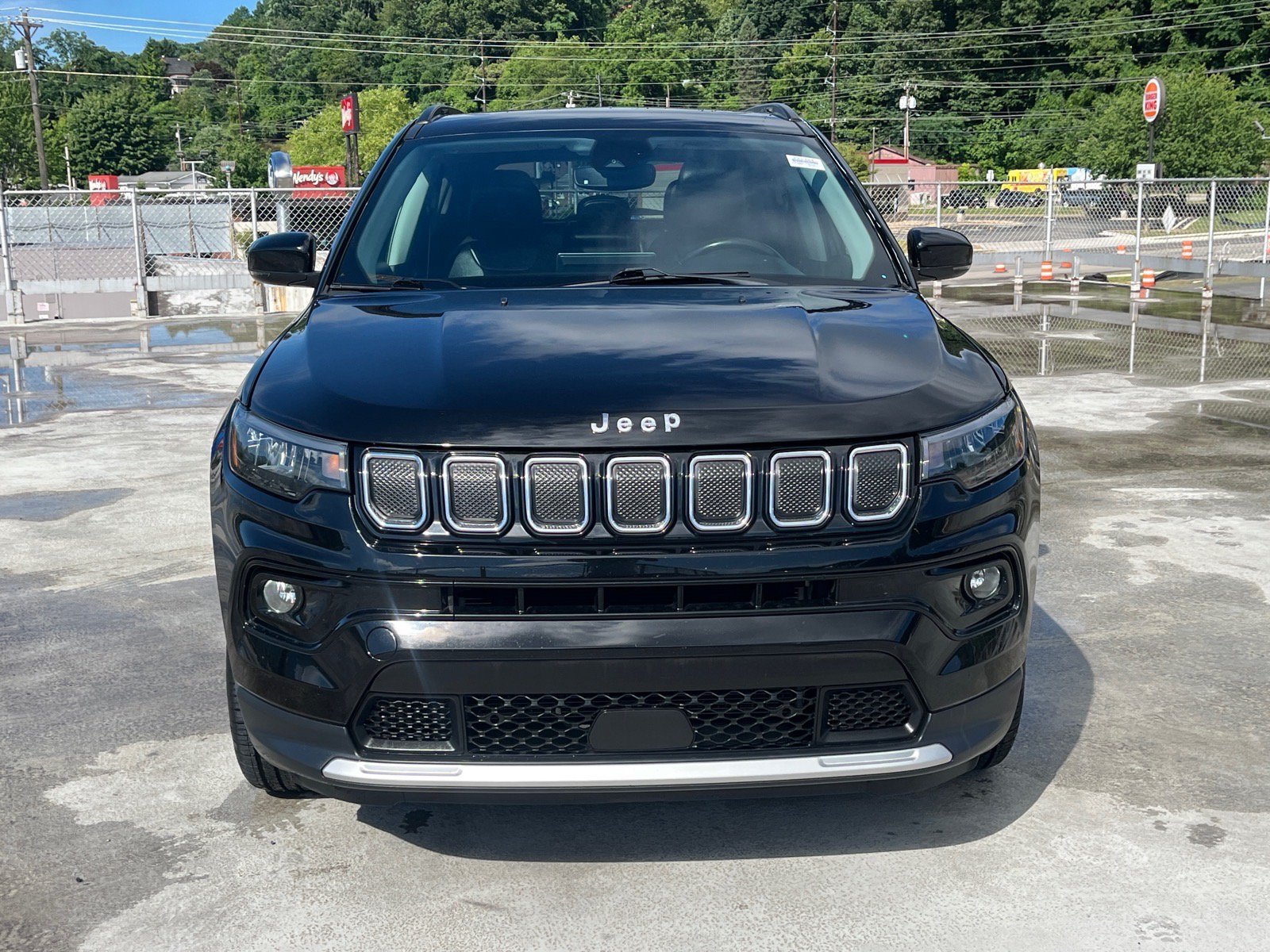 Used 2022 Jeep Compass Limited w/ Sun and Sound Group AWD/4WD image 5