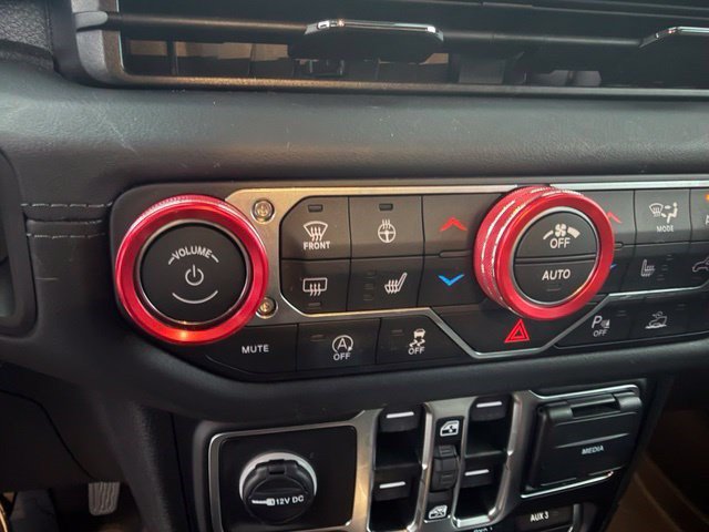 Used 2026 Jeep Wrangler Unlimited Rubicon AWD/4WD image 31