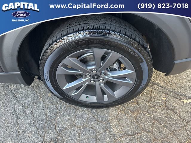 Certified 2023 Ford Explorer XLT w/ Equipment Group 202A image 13