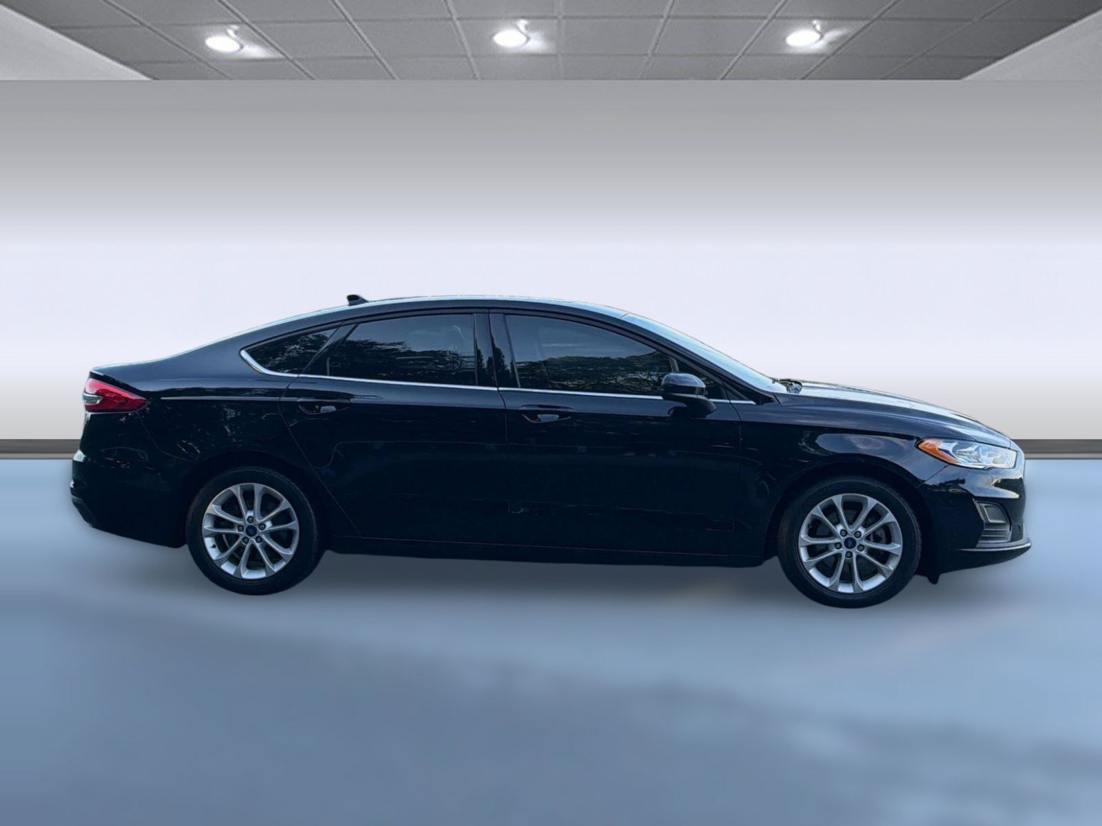 Certified 2020 Ford Fusion SE FWD image 8