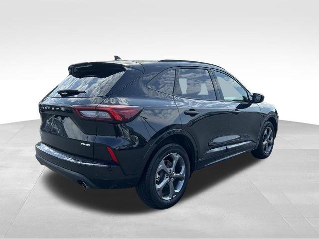 Certified 2023 Ford Escape ST-Line w/ Tech Pack #1 AWD/4WD image 5